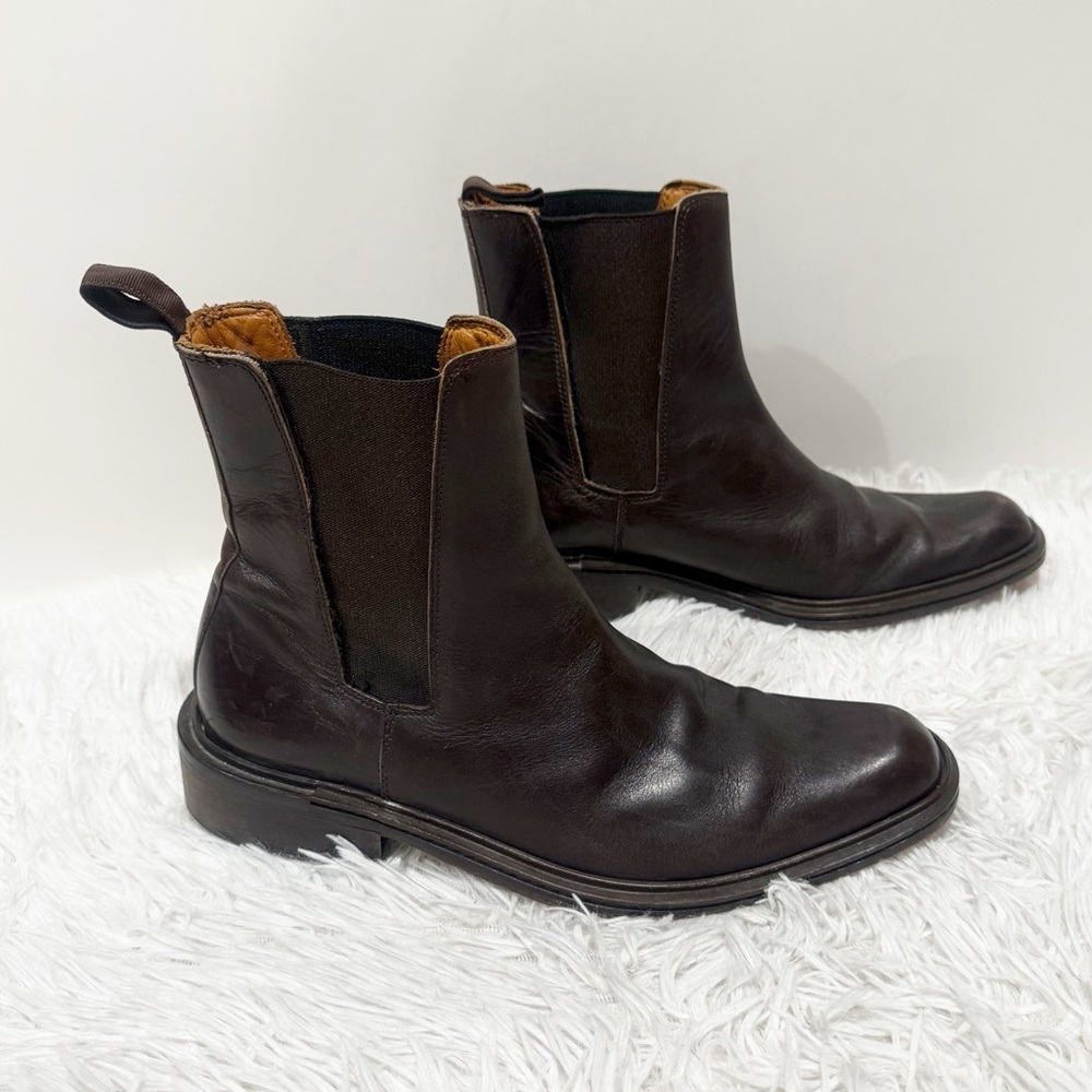 Donald J. Pliner  120- Dark Brown Leather Boots Size 71/2 M